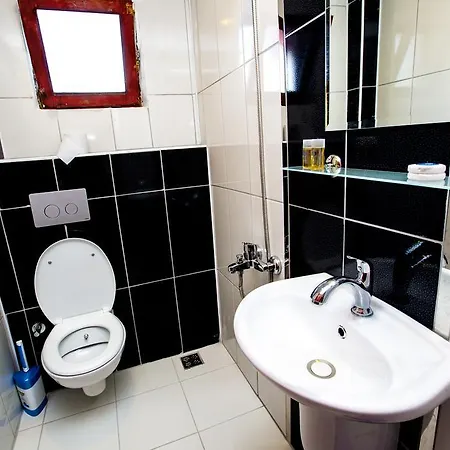 Aparthotel Pinar 2*